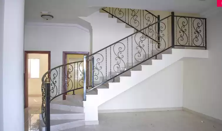 مسکونی املاک آماده 6 اتاق خواب S/F ویلا در مجتمع  برای اجاره که در دوحه #7599 - 1  image 